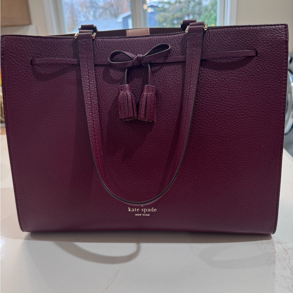 Kate spade tote! used once in burgundy color
